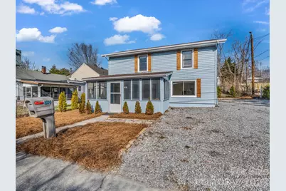 609 Edgewood Avenue, Hendersonville, NC 28792 - Photo 27