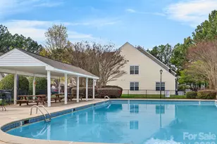 9977 Reindeer Way Ln, Charlotte, NC 28216 - Photo 35