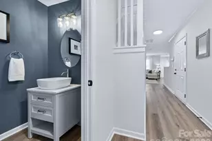 9977 Reindeer Way Ln, Charlotte, NC 28216 - Photo 5