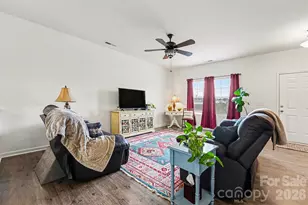 705 Wilshire Dr, Albemarle, NC 28001 - Photo 3