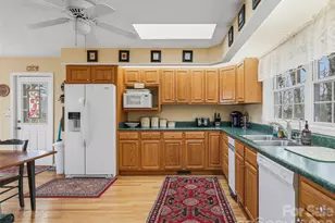 24 Abbey Ln, Hendersonville, NC 28739 - Photo 13