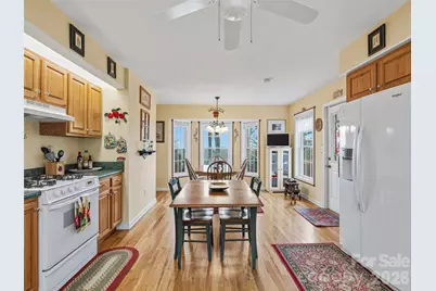 24 Abbey Lane, Hendersonville, NC 28739 - Photo 15