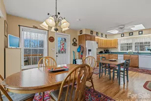 24 Abbey Ln, Hendersonville, NC 28739 - Photo 17