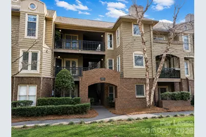 1109 E Morehead Street #10, Charlotte, NC 28204 - Photo 1