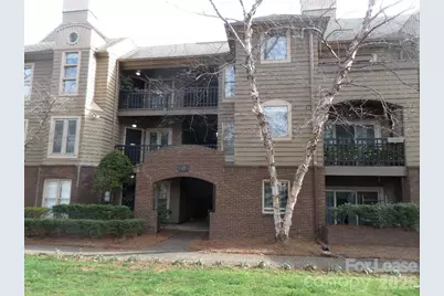 1109 E Morehead Street #10, Charlotte, NC 28204 - Photo 1
