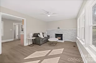 4035 Sheffield Dr, Charlotte, NC 28205 - Photo 3