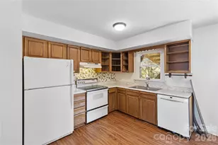 335 Yachtsman Dr, Salisbury, NC 28146 - Photo 9