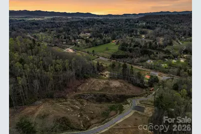 97 Yale Road, Hendersonville, NC 28739 - Photo 5