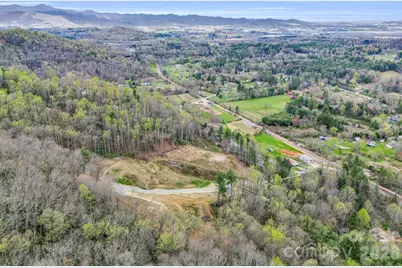 97 Yale Road, Hendersonville, NC 28739 - Photo 9