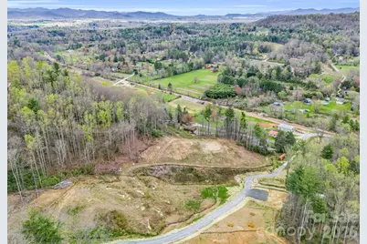 97 Yale Road, Hendersonville, NC 28739 - Photo 15