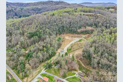 97 Yale Road, Hendersonville, NC 28739 - Photo 13