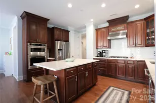 11704 Easthampton Cir, Charlotte, NC 28277 - Photo 5