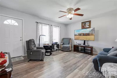425 Farmview Drive, Gastonia, NC 28056 - Photo 3