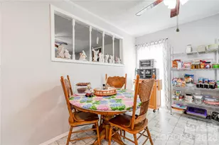 425 Farmview Dr, Gastonia, NC 28056 - Photo 9