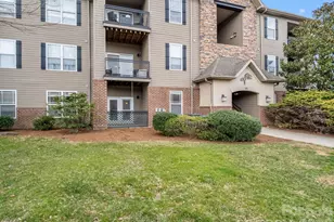 181 Brickton Village Cir, Fletcher, NC 28732 - Photo 3