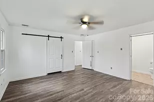 5308 River Falls Dr, Charlotte, NC 28215 - Photo 15