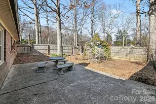 5308 River Falls Dr, Charlotte, NC 28215 - Photo 27