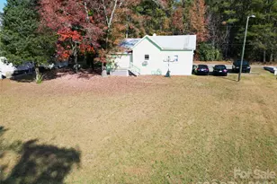 110 Sinclair Ln, Wadesboro, NC 28170 - Photo 19