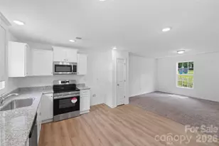 418 Kershaw St, Lancaster, SC 29720 - Photo 11
