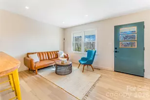 11 Clinton St, Weaverville, NC 28787 - Photo 5