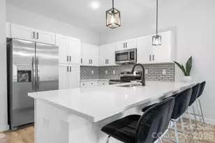 1141 & 1143 12th Street Dr SW, Hickory, NC 28602 - Photo 7