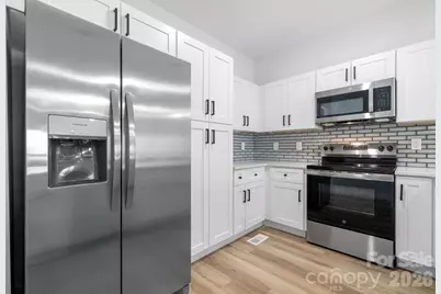 1141 & 1143 12th Street Drive SW, Hickory, NC 28602 - Photo 9