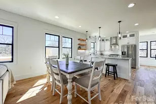 4 S Martha Kate Dr, Hendersonville, NC 28792 - Photo 17