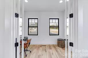 4 S Martha Kate Dr, Hendersonville, NC 28792 - Photo 27