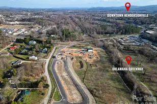 4 S Martha Kate Dr, Hendersonville, NC 28792 - Photo 5