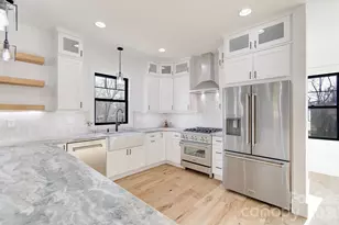 4 S Martha Kate Dr, Hendersonville, NC 28792 - Photo 3