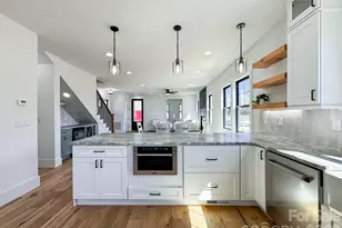 4 S Martha Kate Dr, Hendersonville, NC 28792 - Photo 15