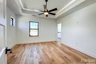 4 S Martha Kate Dr, Hendersonville, NC 28792 - Photo 3