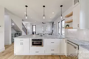 4 S Martha Kate Dr, Hendersonville, NC 28792 - Photo 25