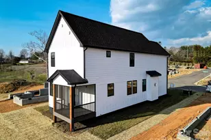 4 S Martha Kate Dr, Hendersonville, NC 28792 - Photo 25