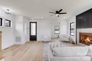 4 S Martha Kate Dr, Hendersonville, NC 28792 - Photo 37