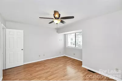 10913 Carmel Crossing Road, Charlotte, NC 28226 - Photo 17