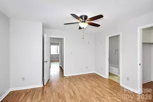 10913 Carmel Crossing Rd, Charlotte, NC 28226 - Photo 11