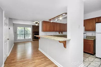 10913 Carmel Crossing Road, Charlotte, NC 28226 - Photo 5