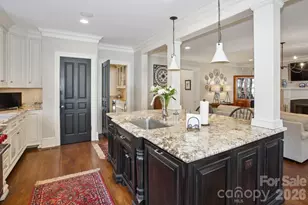 309 Hempstead Pl, Charlotte, NC 28207 - Photo 11