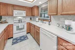 385 Whitney Blvd, Lake Lure, NC 28746 - Photo 7