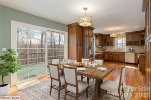 230 Foxwood Dr, Hendersonville, NC 28791 - Photo 9