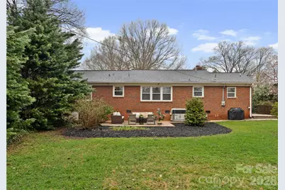 830 Faircrest Drive, Charlotte, NC 28210 - Photo 23