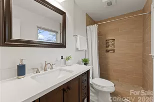 830 Faircrest Dr, Charlotte, NC 28210 - Photo 15