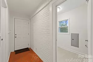 830 Faircrest Dr, Charlotte, NC 28210 - Photo 25