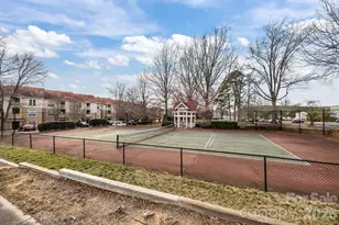 17929 Kings Point Dr, Cornelius, NC 28031 - Photo 43