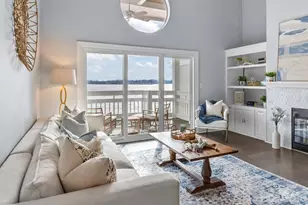 17929 Kings Point Dr, Cornelius, NC 28031 - Photo 9