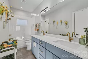 5024 Double Lakes Dr, Charlotte, NC 28212 - Photo 15