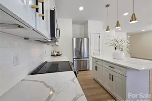 129 Woodlawn Dr, Statesville, NC 28677 - Photo 17