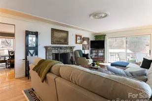 29 Longue Vue Ln, Canton, NC 28716 - Photo 3