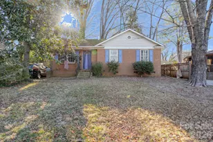 835 Ranch Rd, Charlotte, NC 28208 - Photo 1